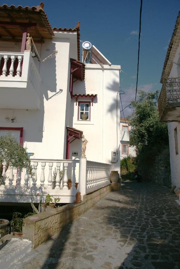 Gemuetliches Studio Im Herzen Von Koroni Apartment Exterior photo